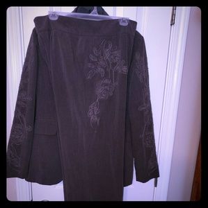 Gray pant suit